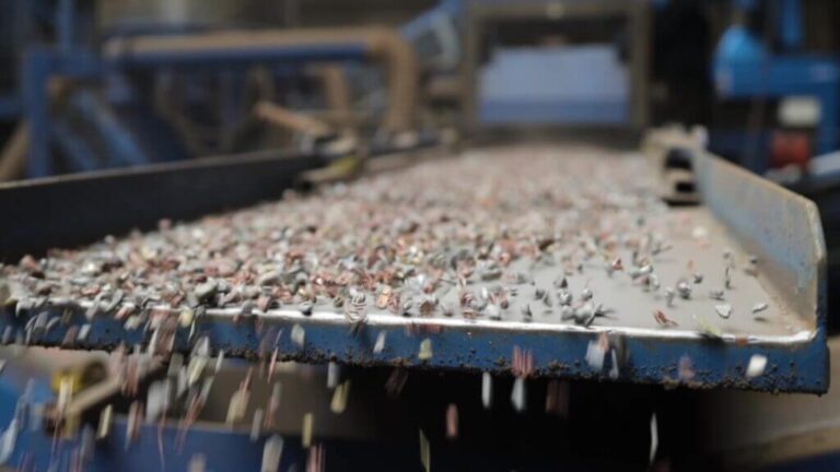 Metal recycling riwald recycling korte corporate video